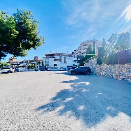 Jardines De Adnania En Marina Del Este Con Vistas Al Mar La Herradura  Kültér fotó